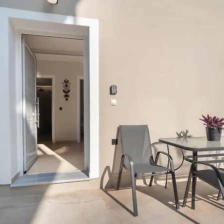 Papanikolis Apartmán